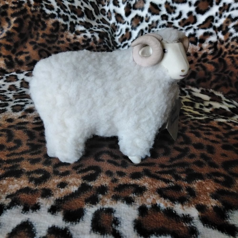 COLIN'S CREATURES  DARTMOOR RAM